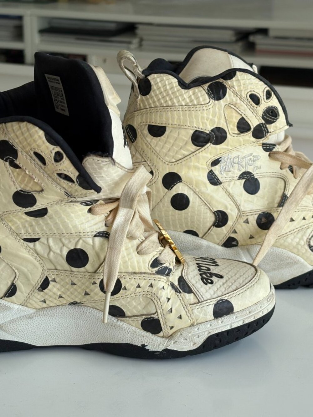 Retro Reebok Pump High Tops - Picture 7 of 10